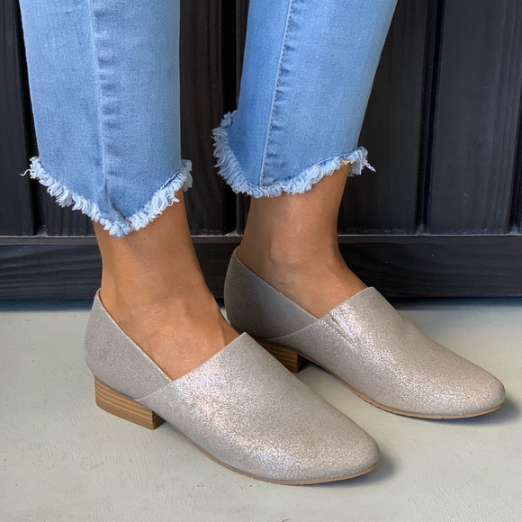 Metallic Silver Boyfriend Oxford Flats - Picture 3 of 8